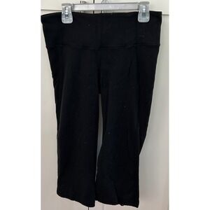 Lululemon Black‎ Cropped Leggings Yoga Pants Athletic Wear Size 6